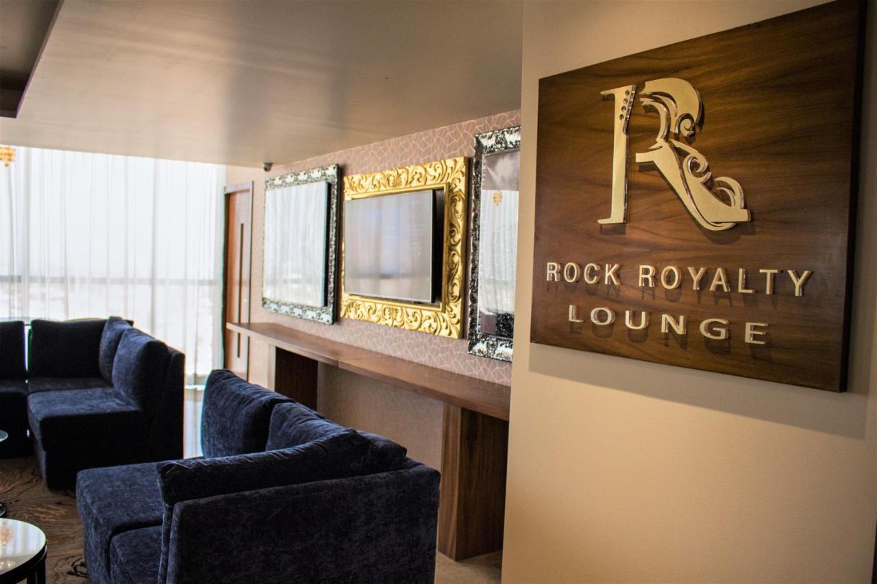 Hard Rock Hotel Guadalajara سابوبان المظهر الخارجي الصورة Rock Royalty Lounge at MIA