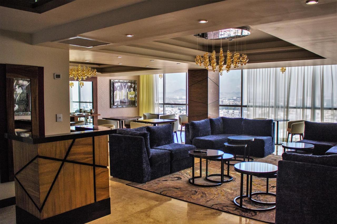Hard Rock Hotel Guadalajara سابوبان المظهر الخارجي الصورة The lounge at the airport
