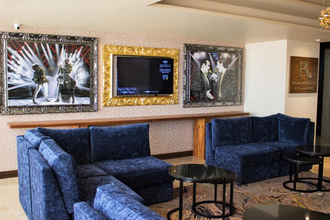 Hard Rock Hotel Guadalajara سابوبان المظهر الخارجي الصورة The lounge at the airport